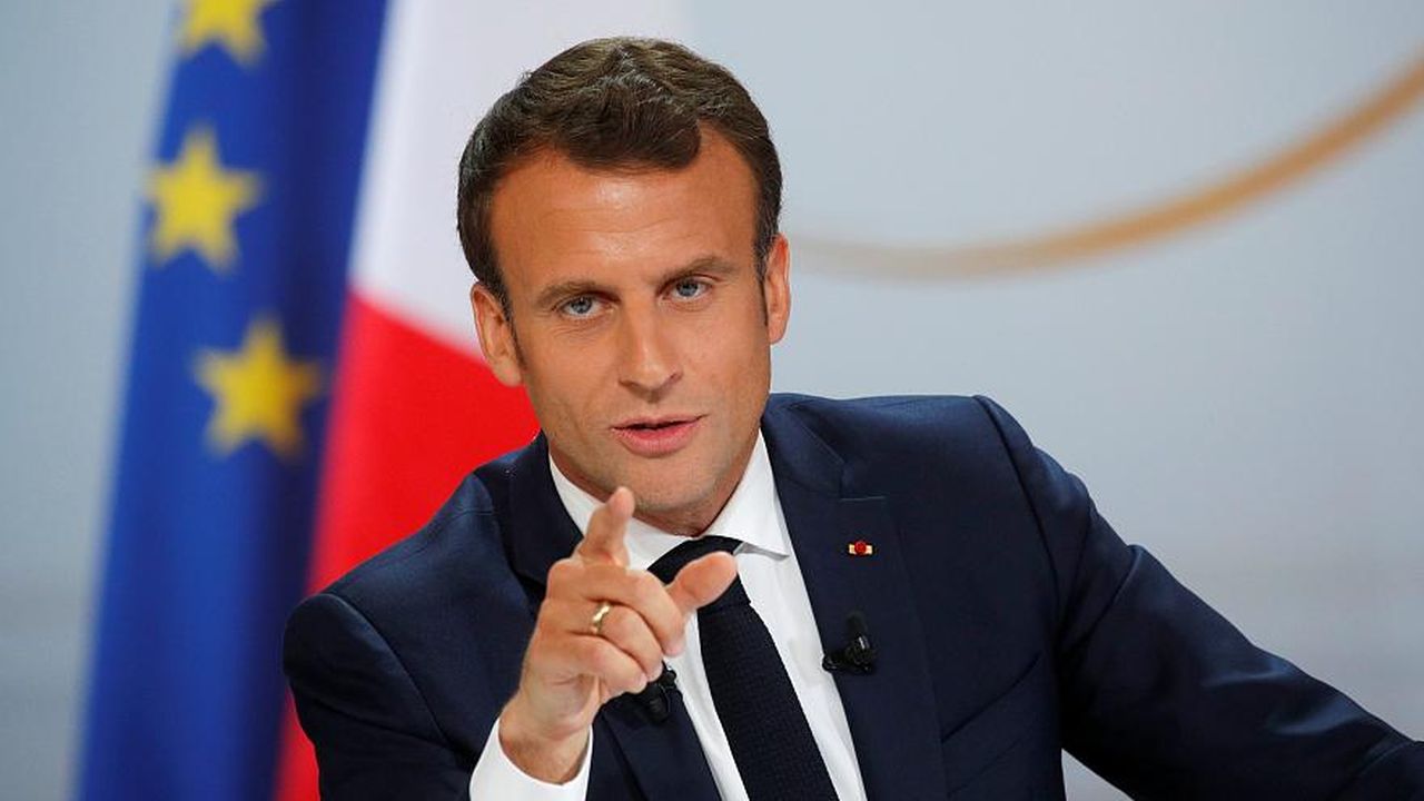 Președintele Macron nu cedează, deși milioane de muncitori din Franța fac grevă din cauza reformei pensiilor
