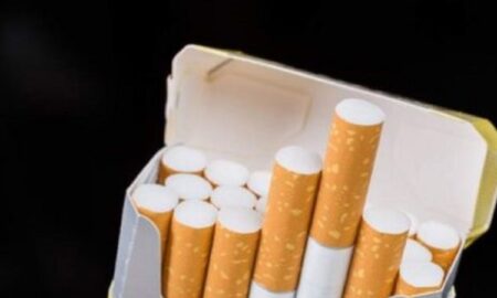 Avertismentele grafice de pe pachetele de țigări, irelevante pentru fumători