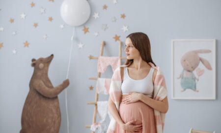 Ce înseamnă când visezi că ești însărcinată. Nu ignora aceste interpretări!