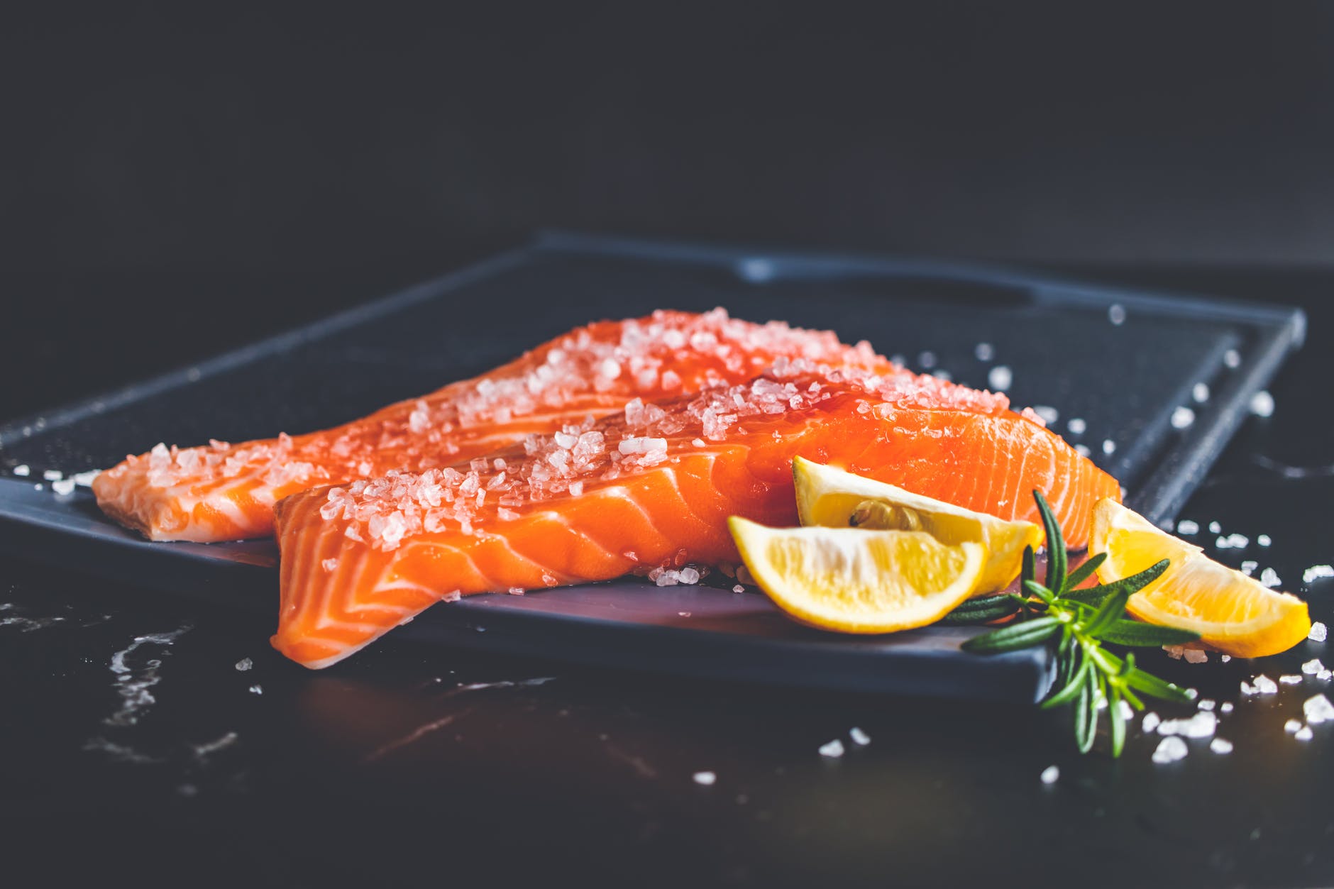 O speranță pentru tratamentul cancerului? Descoperire incredibilă despre acizii grași Omega 3