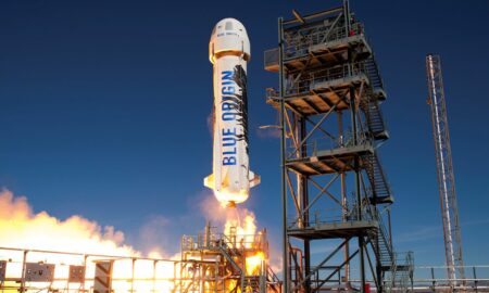 Jeff Bezos: Blue Origin a vândut deja bilete în valoare de 100 de milioane de dolari pentru viitoarele zboruri