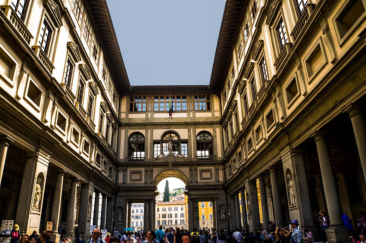 Florența, directorul Galeriei Uffizi face o declarație tranșantă: „E nevoie de o taxă pentru sandvișuri”