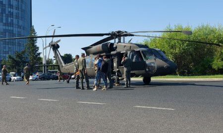 Video. Aterizare de urgență a unui elicopter militar în Piața Charles de Gaulle