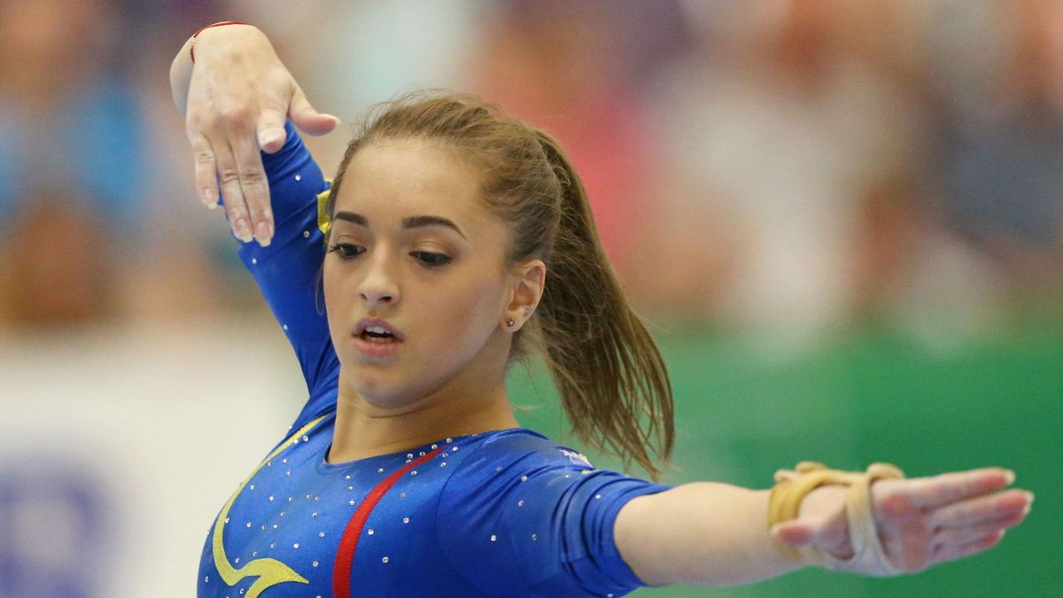 Marian Drăgulescu a revenit luni în ţară de la Jocurile Olimpice de la Tokyo. Larisa Iordache are mari şanse la medalie