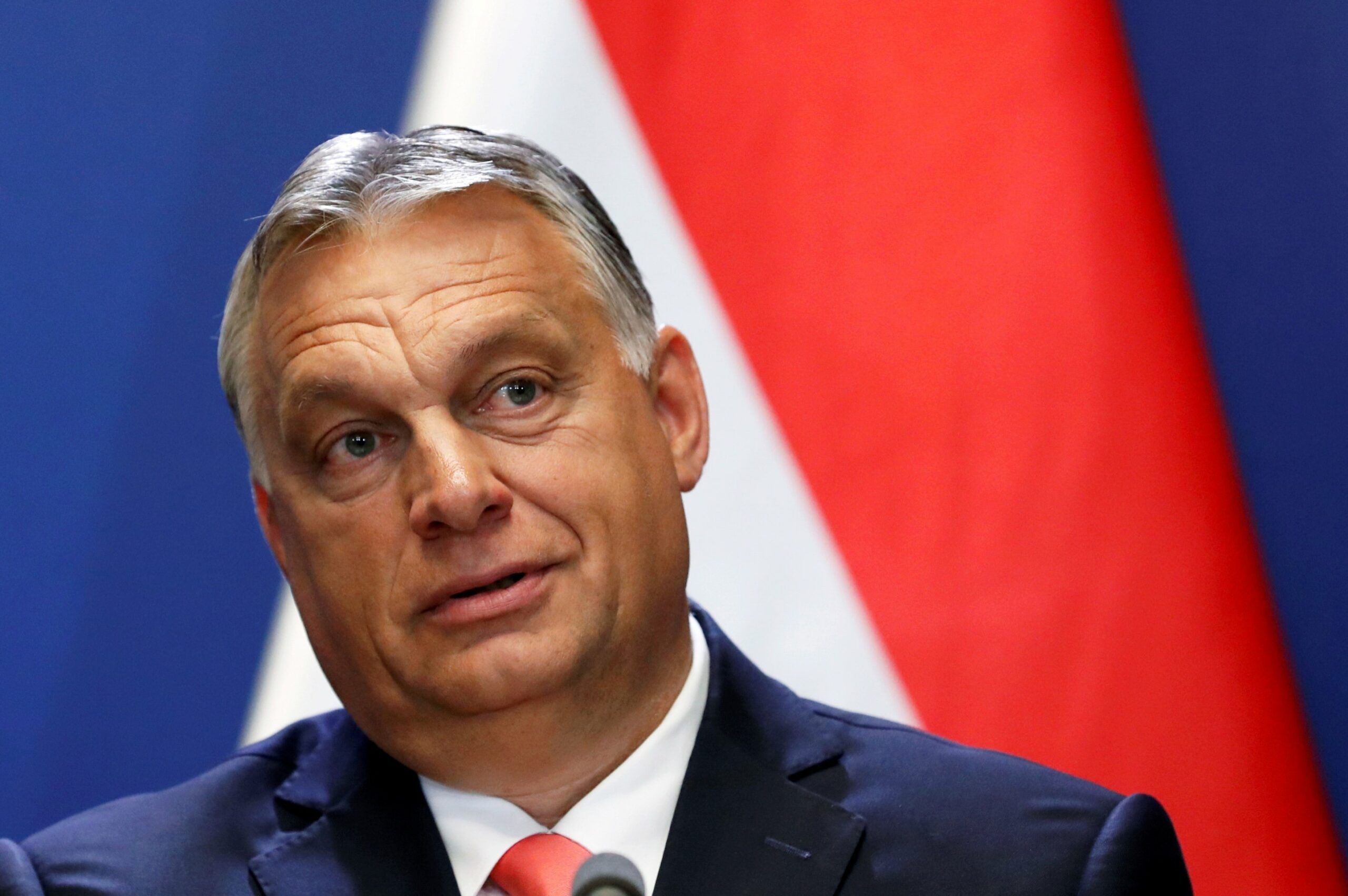 Presa maghiară îl desființează pe Viktor Orban