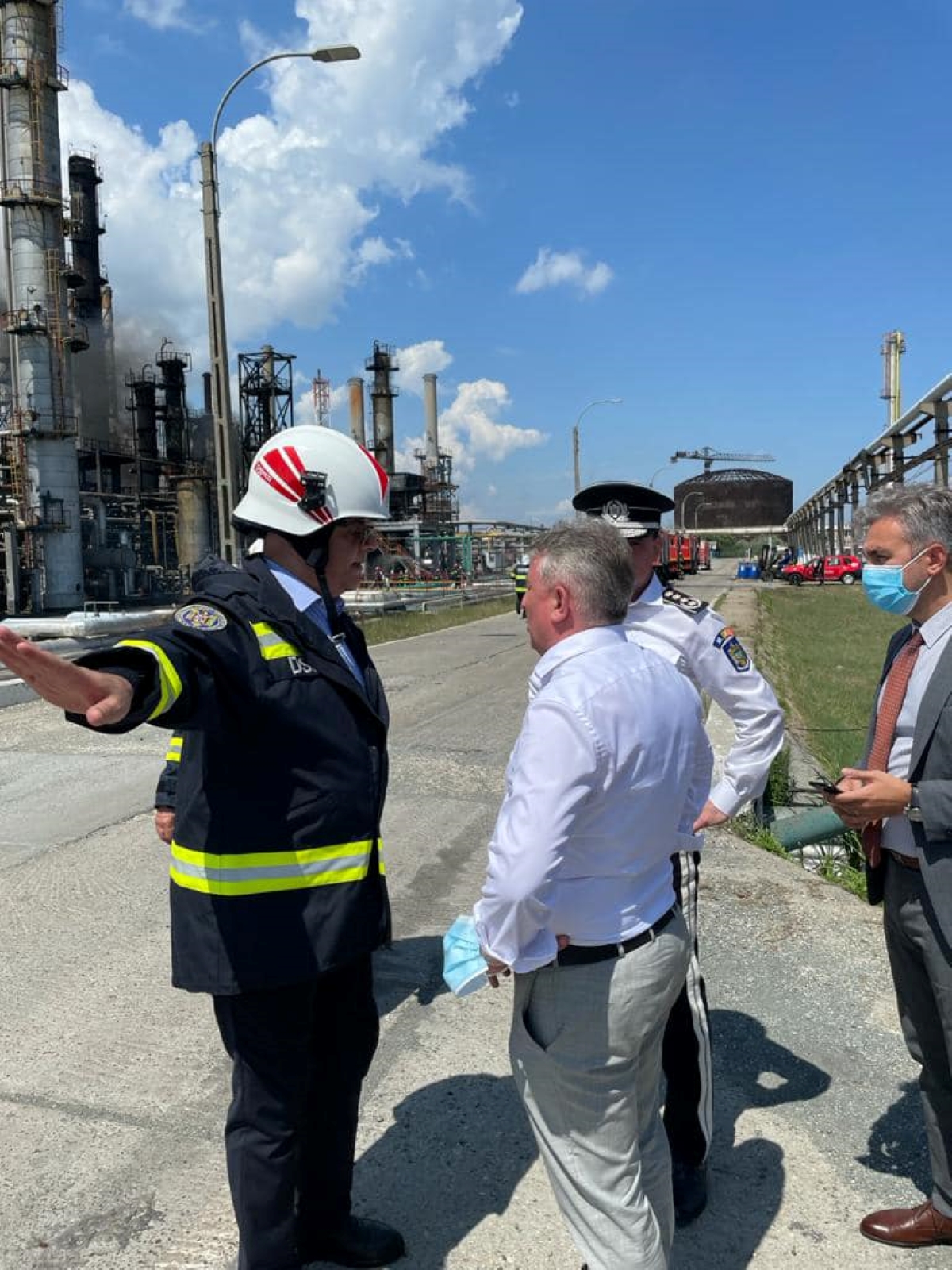 Incendiul de la Petromidia. Concluziile ministrului Lucian Bode