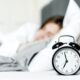 Cum să te trezești repede dimineața? Tehnica care te va ajuta să uiți de cele 5 minute suplimentare