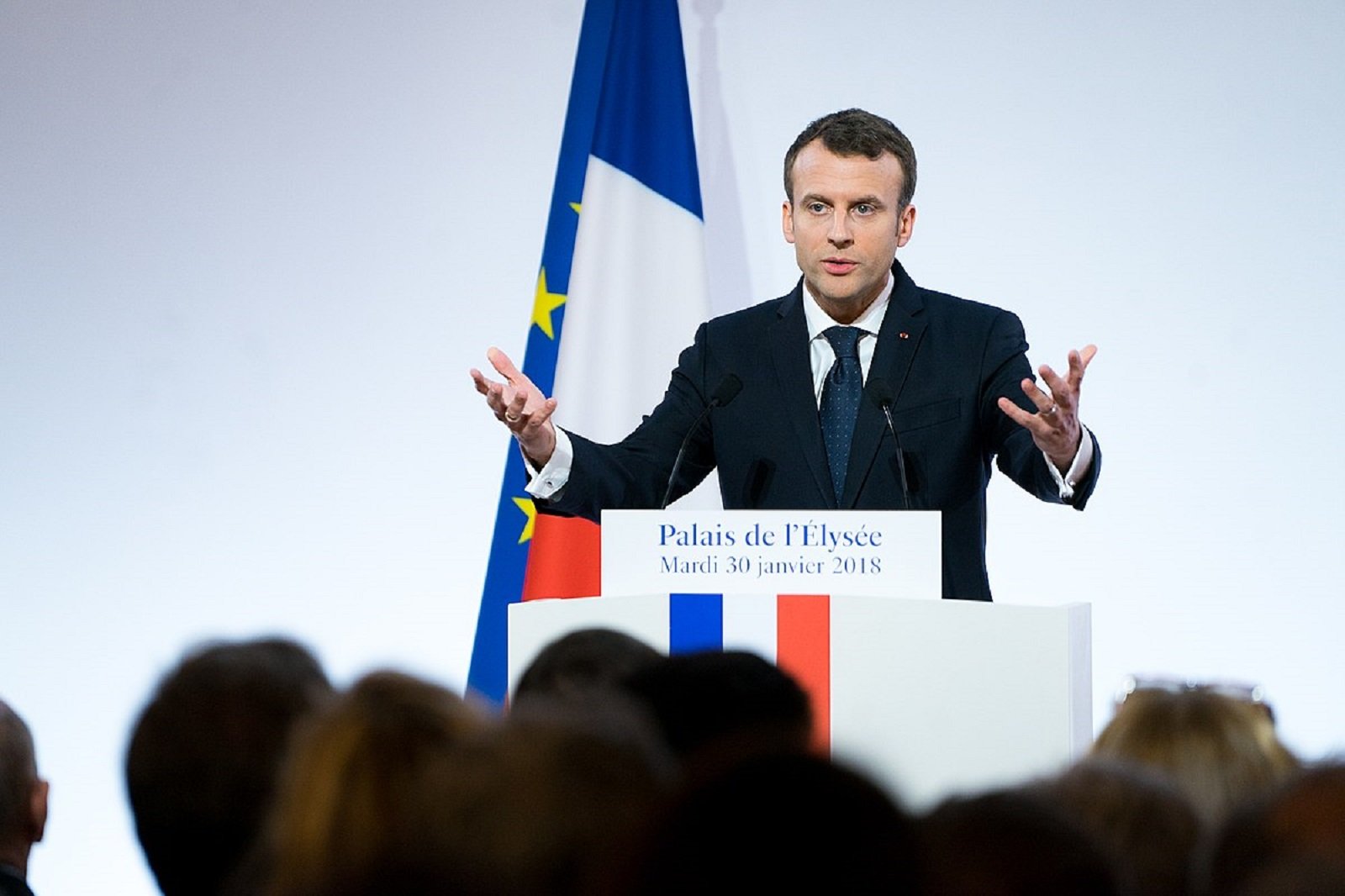 Emmanuel Macron, sursa foto: themayor.eu