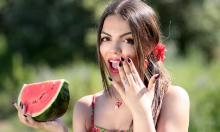 Adevărul despre pepenele verde: Ce se întâmplă în corpul tău dacă mănânci prea mult?