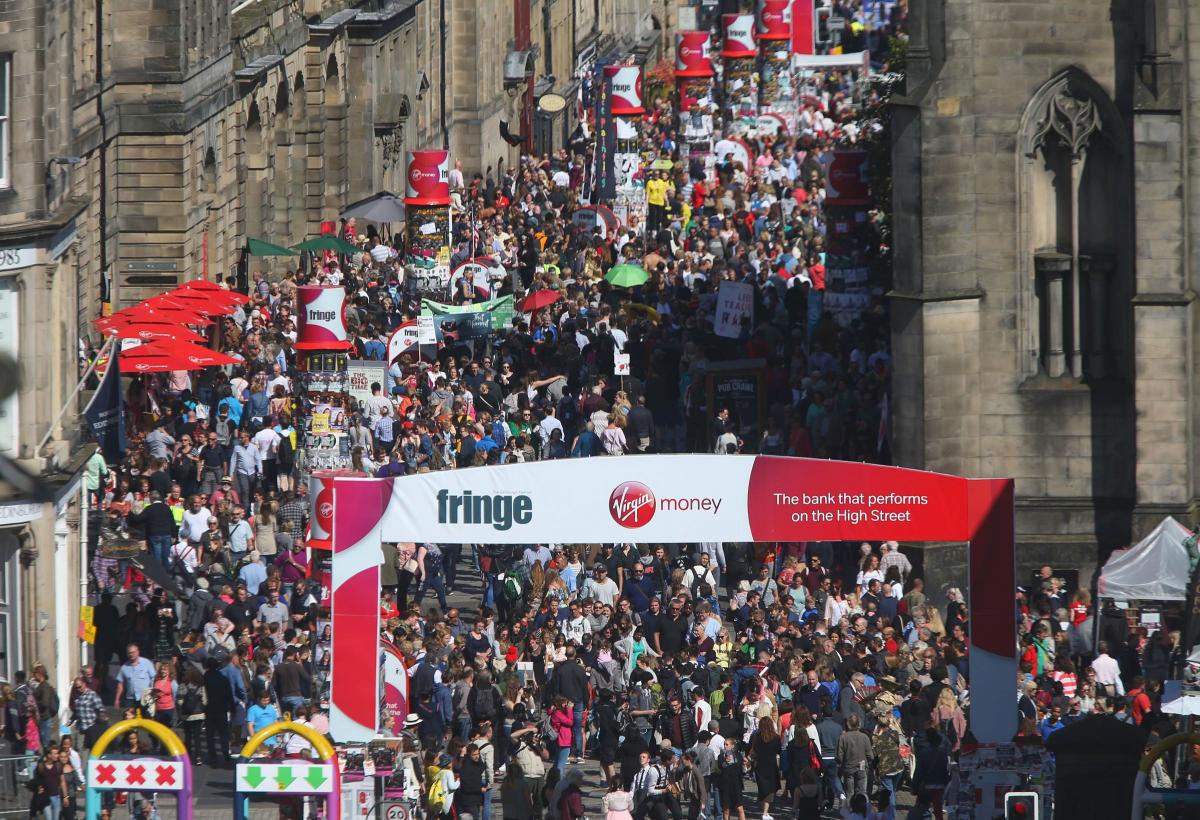Festivalul Fringe din Edinburgh,din nou în capitala Scoţiei
