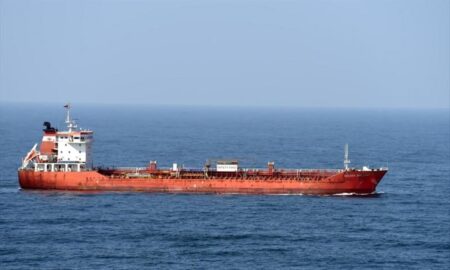Altă navă atacată în Golful Oman. Ce se întâmplă