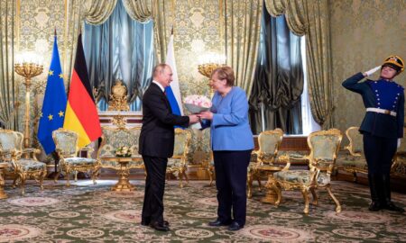 Angela Merkel în vizită la Putin. Negocierile au început la Kremlin