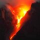 Vulcanul Merapi din Indonezia a erupt din nou, proiectând un nor gigant de cenușă