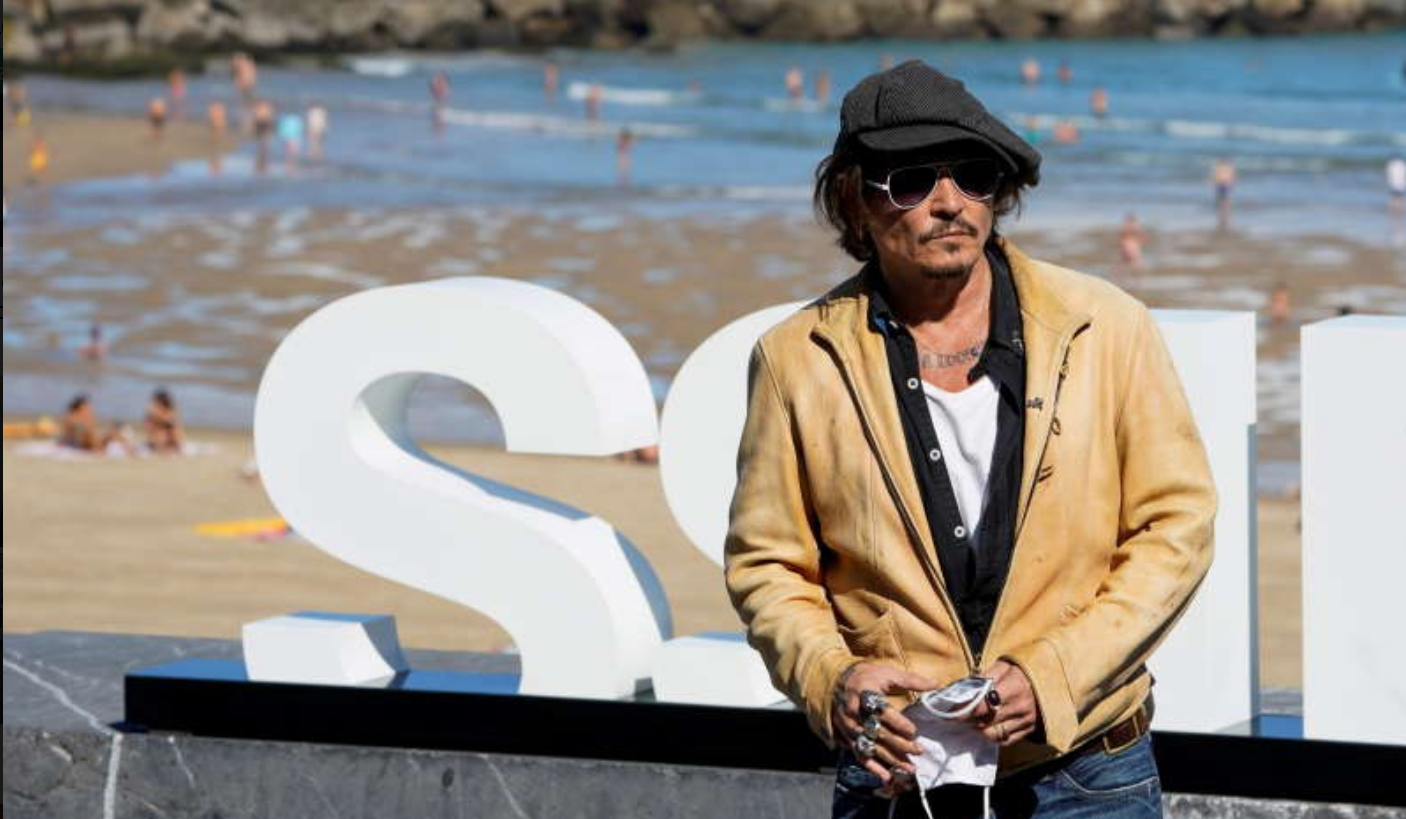 Actorul care l-a înlocuit pe „uimitorul” Johnny Depp spune că acesta s-ar putea întoarce la Fantastic Beasts