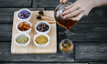 7 motive pentru care merită să bei ceai verde. Oferă beneficii considerabile pentru sănătate