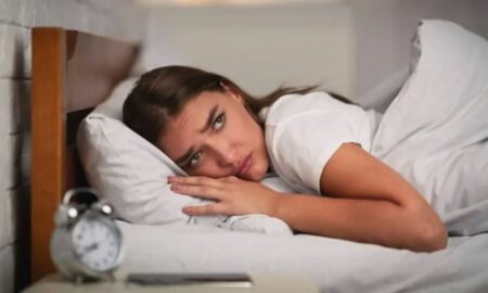 Cum ne afectează LUNA somnul. Tulburările cele mai frecvente