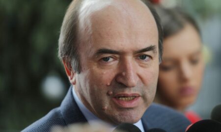 Pică sau nu GUVERNUL? Tudorel Toader: „Procedurile sunt neconstituţionale”