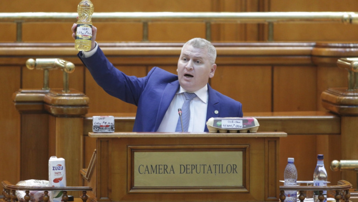 Orban a spus lucrurilor pe nume iar grupul lui Cîțu iese la atac. Florin Roman îl acuză, isteric, pe cel care i-a demascat