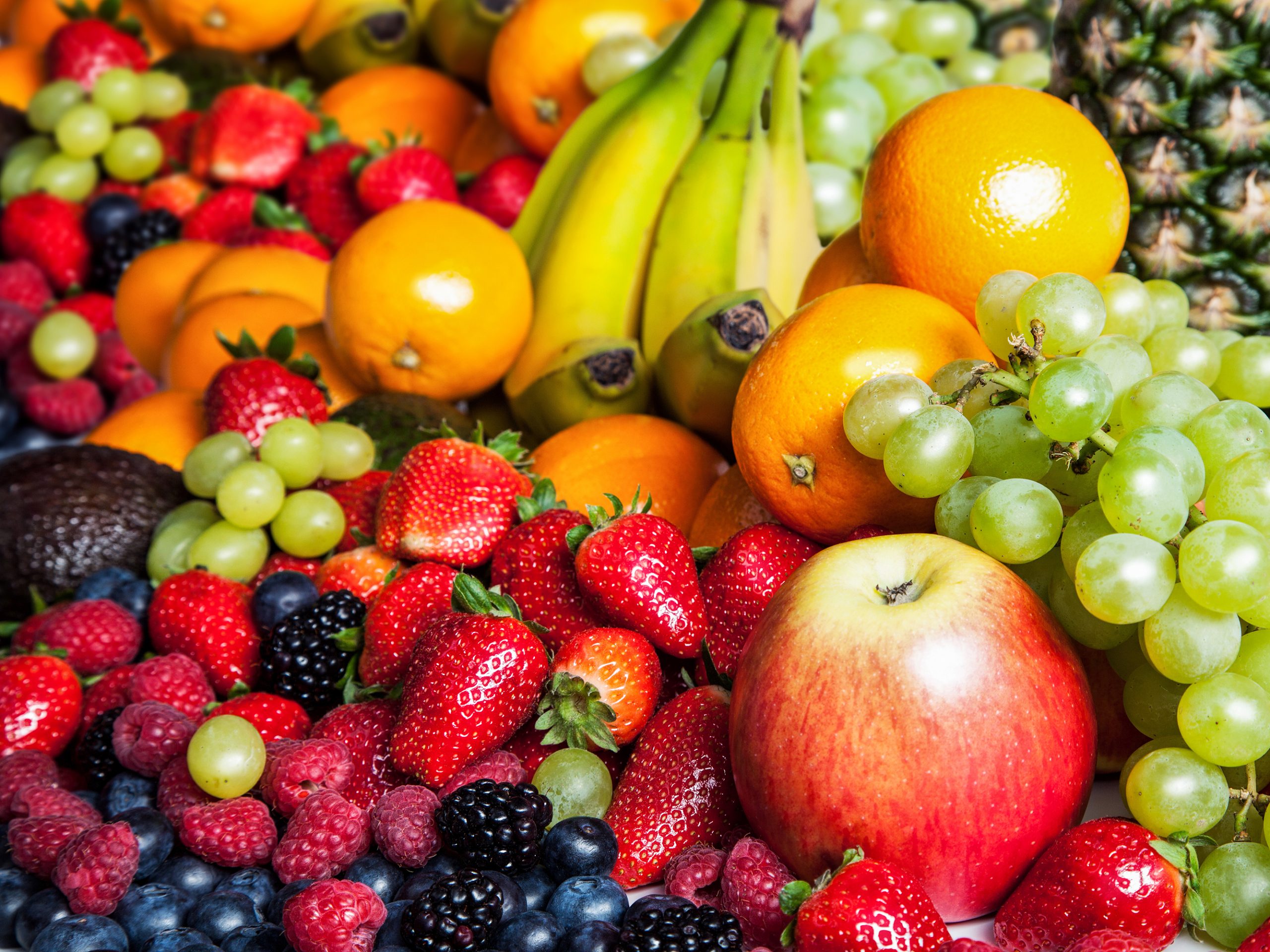 Fructele, izvor de energie pentru toată ziua. Nutriționiștii au oferit soluția