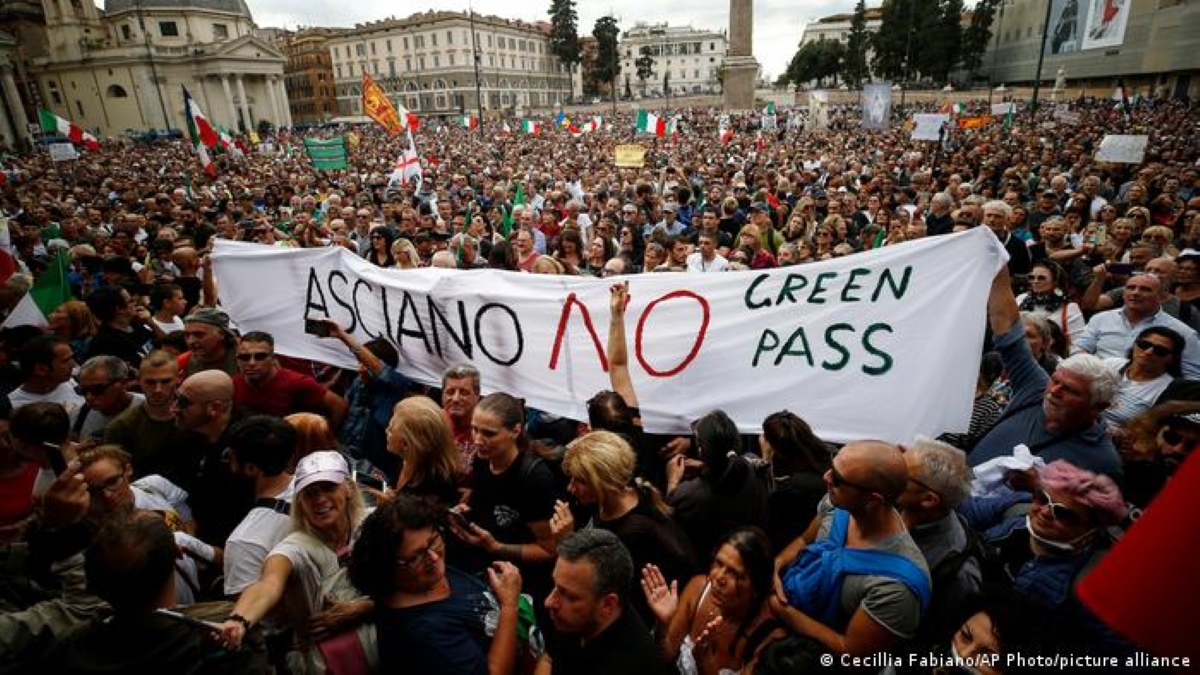 Românii din Italia, în pericol de a-și pierde slujbele. Ce se întâmplă
