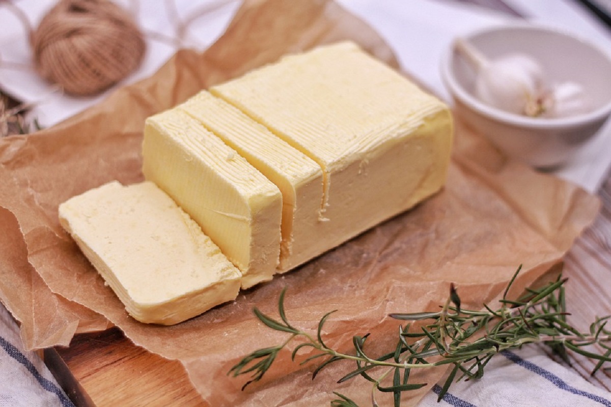 Unt sau margarină: care este mai sănătos și care este diferența între ele?