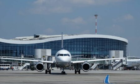 Vești bune pentru români! Se redeschide un aeroport important! Va prelua și o parte din traficul de pe Otopeni