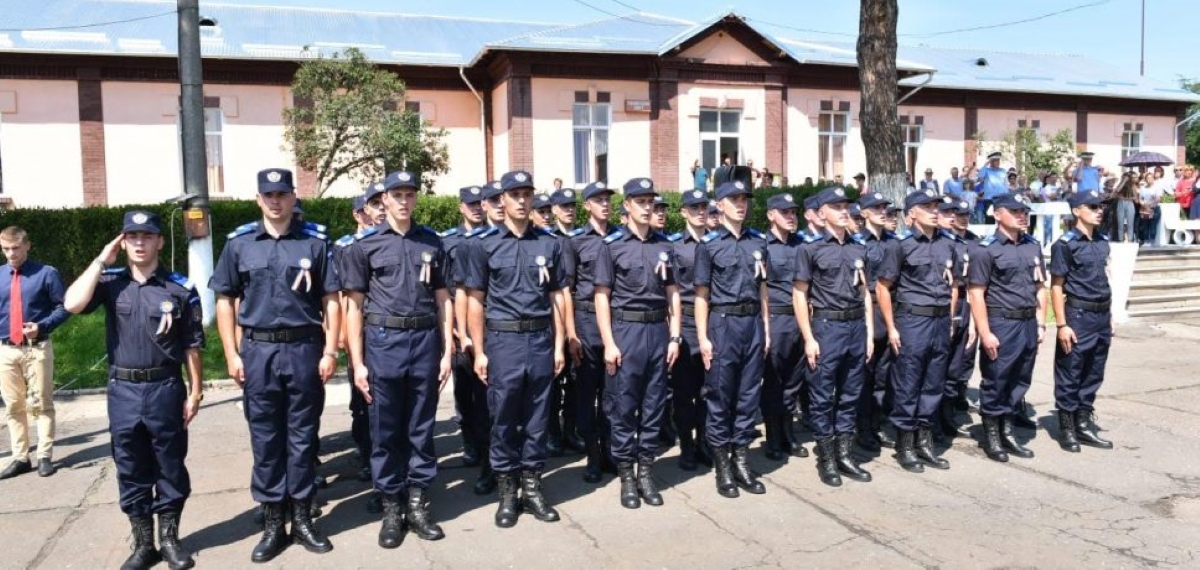 Parchetul Militar, sesizat despre examenul pentru şcolile de subofiţeri desfăşurat la IJJ Prahova. Cum au ajuns codașii fruntași