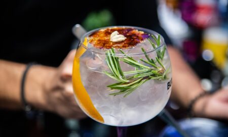 Cele mai simple 4 cocktail-uri de făcut acasă! Sunt alegerea potrivită după o zi lungă și obositoare