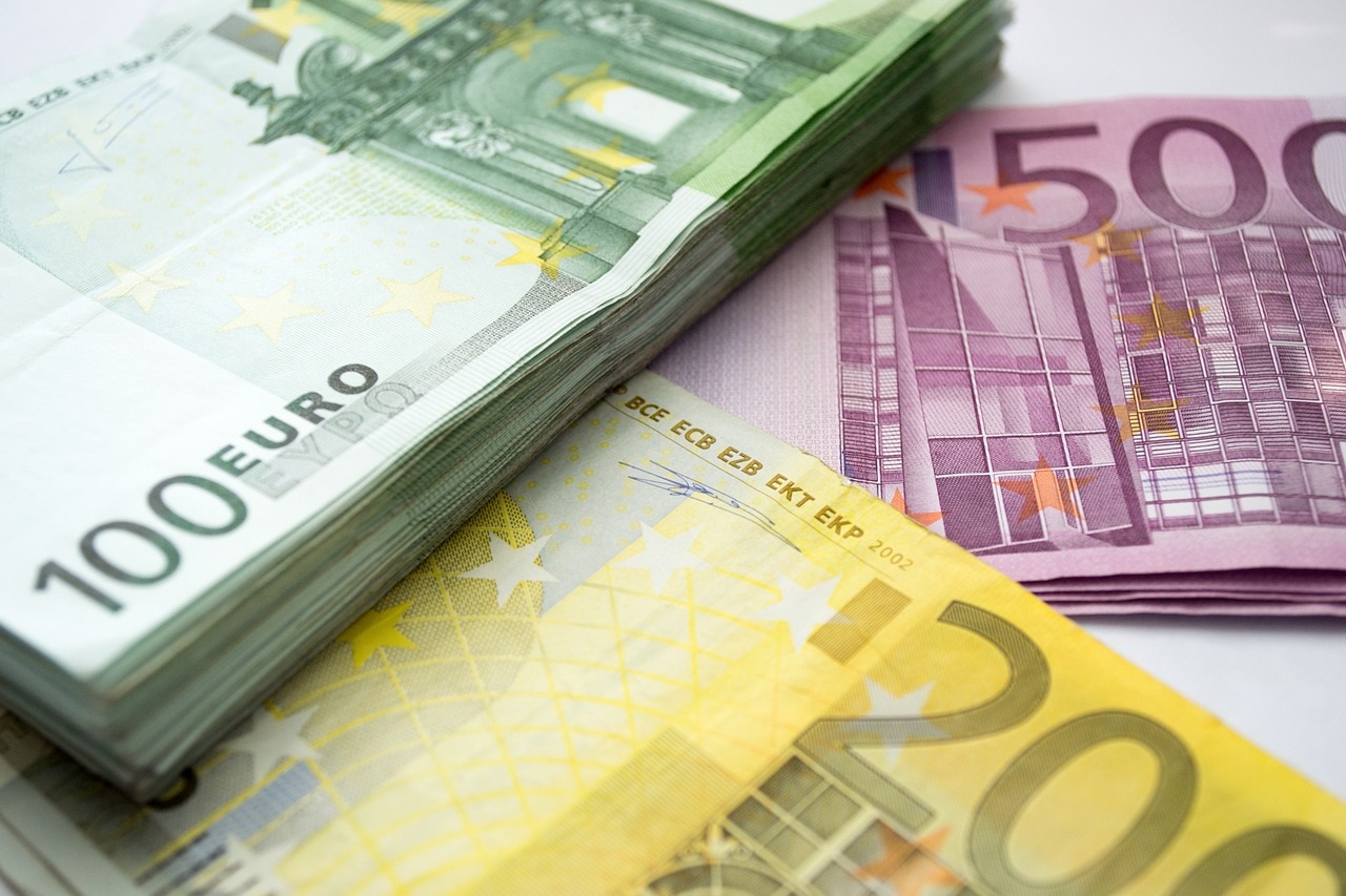 Fonduri europene nerambursabile