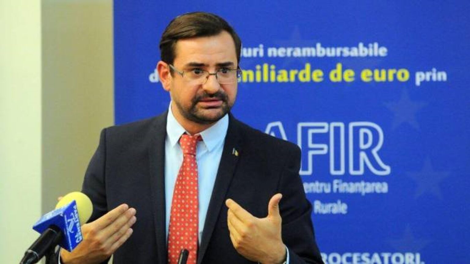 După 5 luni, Adrian Chesnoiu devine inculpat oficial în dosarul DNA în care este acuzat de abuz în serviciu