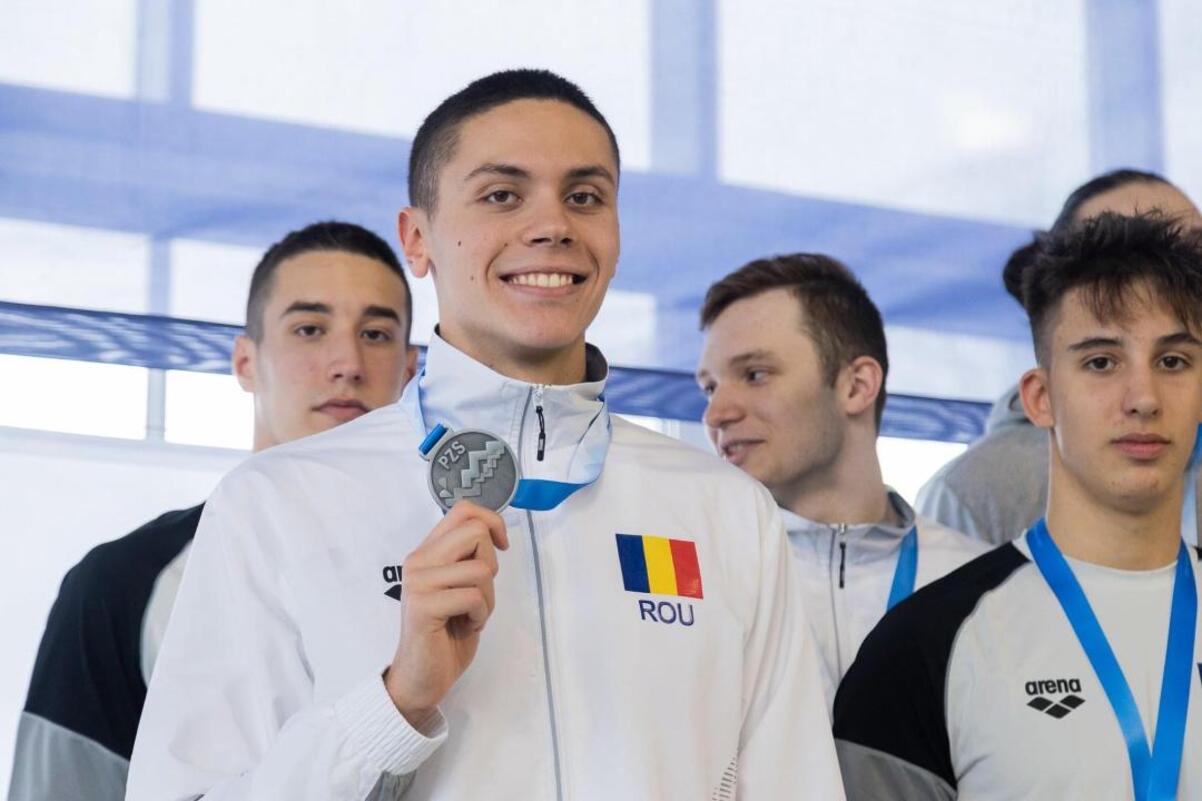 Înotătorul David Popovici, mărturii din iadul din Ucraina. Olimpicul român face și altceva decât sport