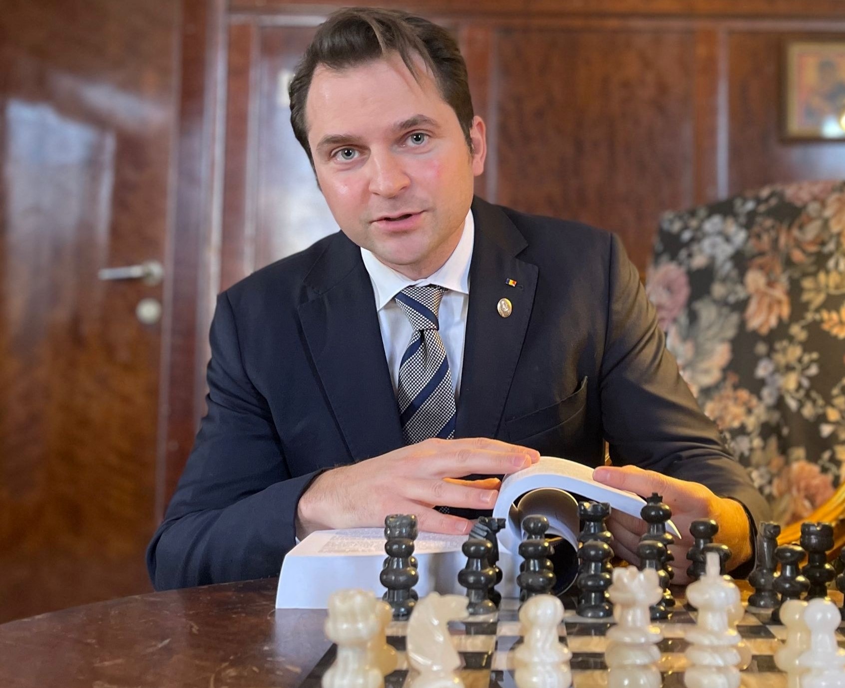 Exclusiv. Sebastian Burduja, tot mai aproape de fotoliul de la Ministerul Digitalizării
