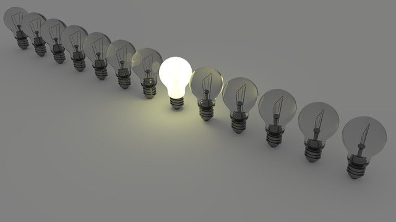 Cum să economisim energie electrică. Câteva modalități eficiente care ne ajută să rămânem cu bani în buzunar