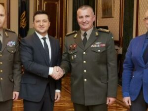 Zelenski și-a demis comandantul forțelor terestre, fără a da explicații