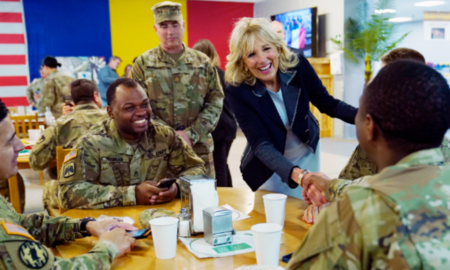 Jill Biden a adus un cadou inedit pentru militarii de la baza Kogălniceanu