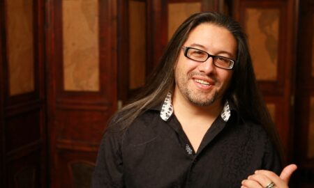 John Romero, părintele celor mai populare jocuri din lume, își publică memoriile. A fost căsătorit cu o româncă