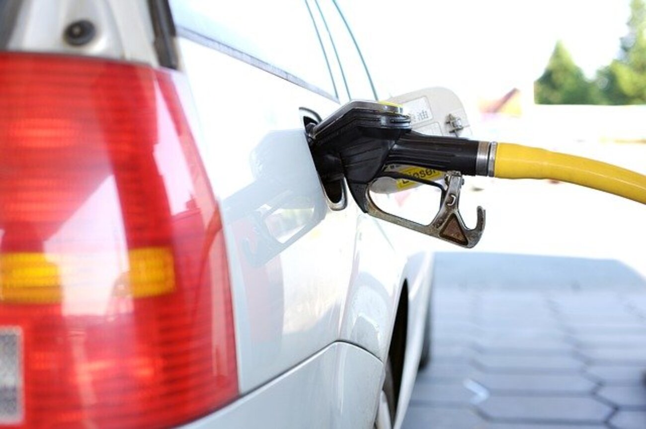 Vestea momentului. Asta se va întâmpla cu prețurile la carburant în prima zi a lui 2023