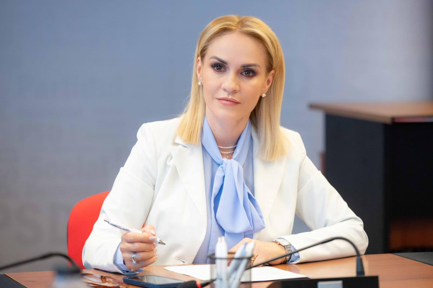 Gabriela Firea impune promovarea femeilor pentru instituțiile publice și companiile de stat