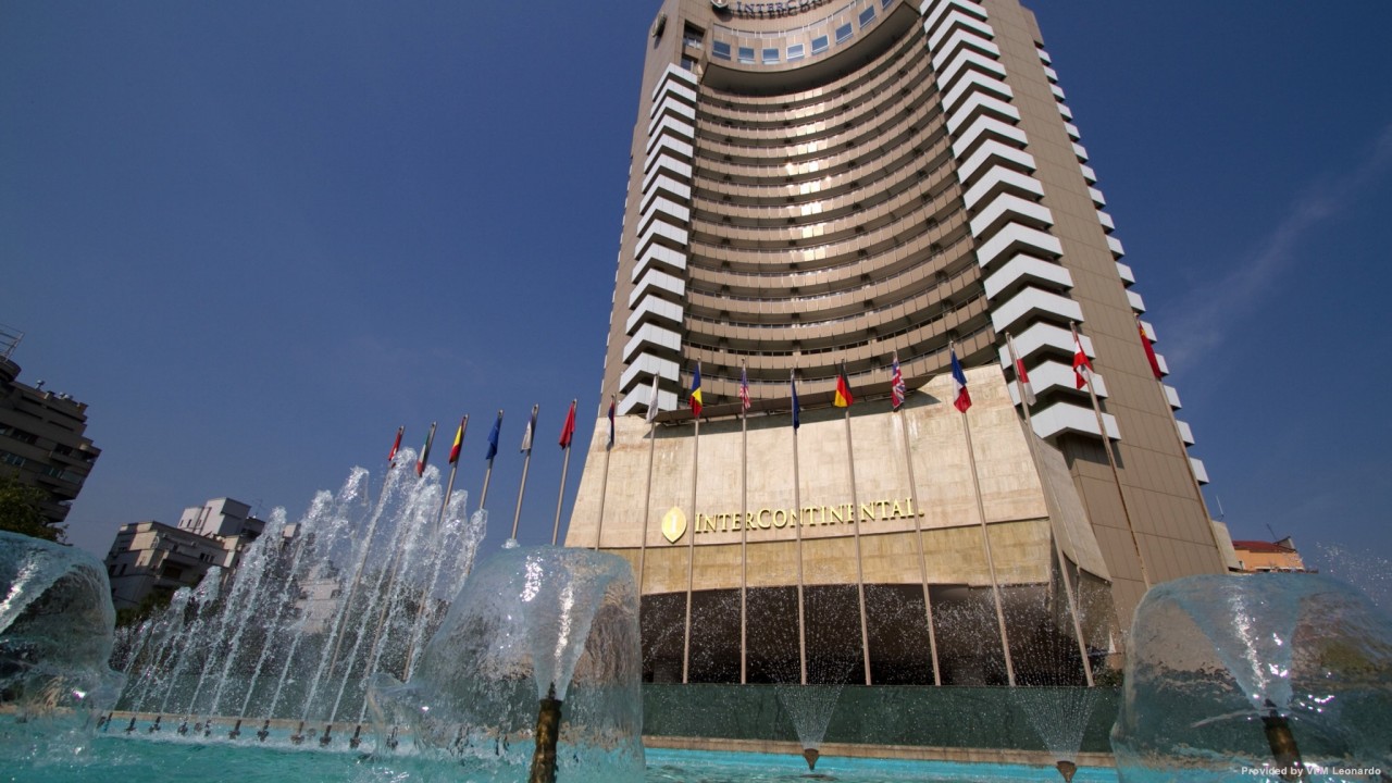 Asta ascunde luxosul hotel Intercontinental: Mâncare stricată și mizerie. Imagini revoltătoare