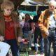 Ioana Băsescu a făcut baie de mulţime în Piaţa Dorobanţi din Capitală
