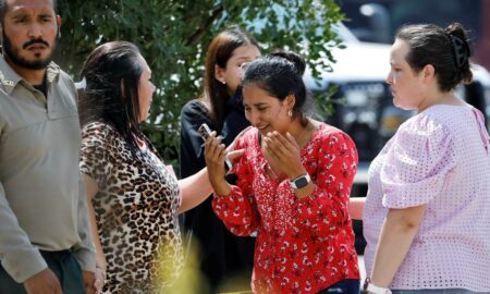 19 copii și 2 profesori, uciși în atacul armat din școala primară din Texas. Criminalul i-a împușcat cu sânge rece