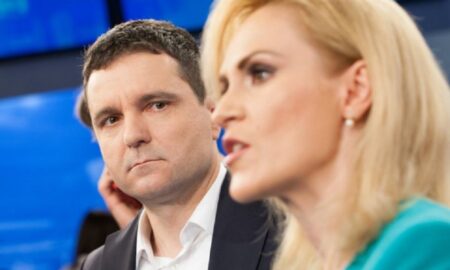 Lui Nicuşor Dan îi surâde o susţinere PSD şi PNL pentru al doilea mandat şi sugerează că Gabriela Firea nu mai e susţinută de PSD