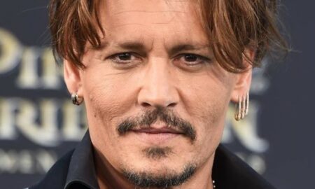 O masă la restaurant a lui Johhny Depp a costat cât un chioșc cu tot cu hotdogi, pentru șase luni