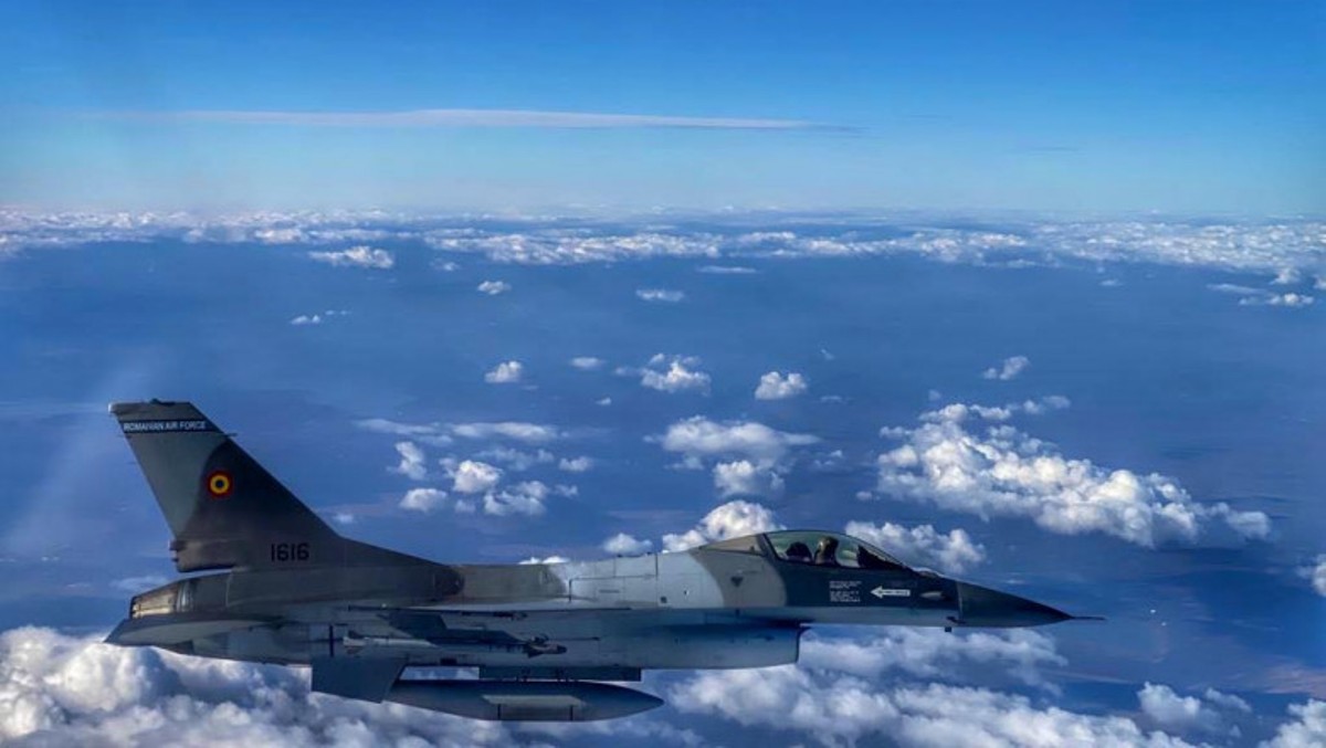 Ungaria a aflat de unde este şi unde mergea avionul de mici dimensiuni văzut pe cerul României