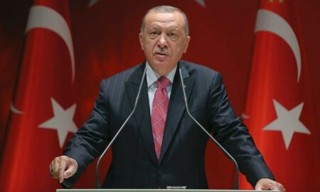 Erdogan s-a răzgândit. Două bănci turceşti au decis să nu mai folosească sistemul de plăţi rusesc Mir