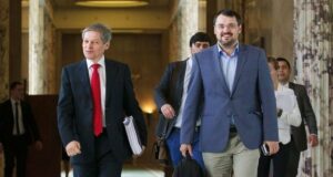 Şi USR ştie unde sunt drafturile legilor securităţii naţionale. Cristian Ghinea: „Le găsiţi la domnul Popescu la birou”