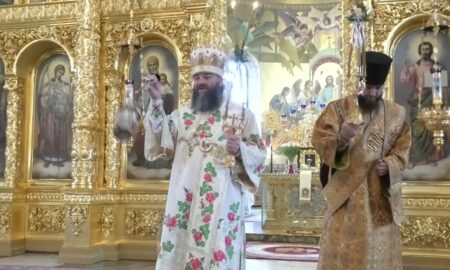 Mitropolitul român din Cernăuți îi dă o lecție de credință patriarhul Kiril. Înainte, erau în aceeași „tabără”