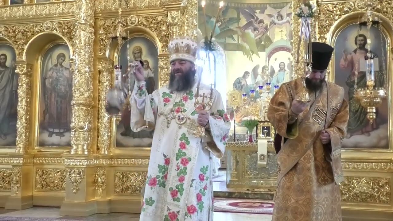 Mitropolitul român din Cernăuți îi dă o lecție de credință patriarhul Kiril. Înainte, erau în aceeași „tabără”