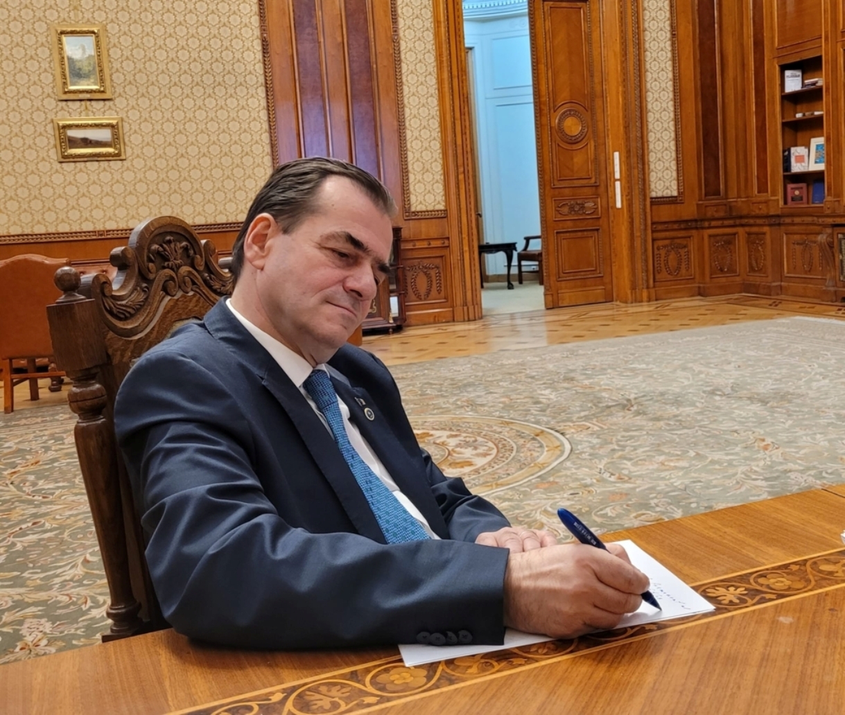 Ludovic Orban dă în judecată Guvernul şi îl obligă să organizeze alegeri locale parţiale în peste 40 de localităţi 