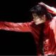 Michael Jackson, bagat într-un scandal la 13 ani de la moartea sa. Trei melodii ale sale conțineau și „voci false”